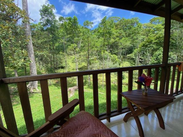Siquirres Mountain Lodge Siqurres Da Alegria Exterior photo